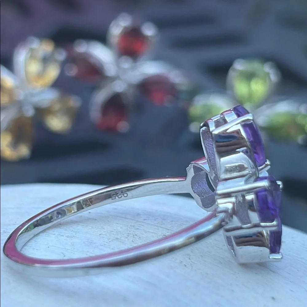 Natural 3.20 carat Genuine Amethyst Pear Cut 4-leaf clover ring Size 8